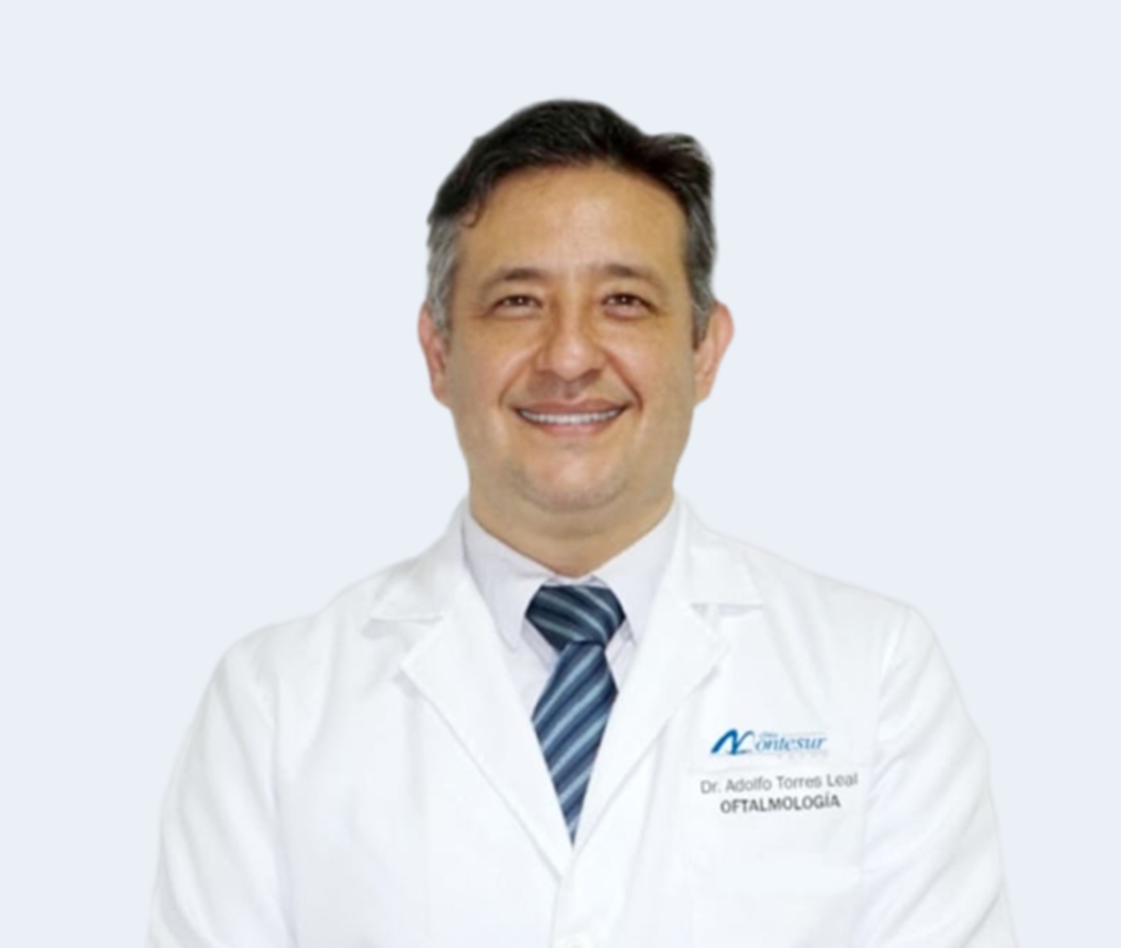 Dr. Adolfo Torres Leal Oftalmologo Oftalmólogo oftalmología Cirujano de Cataratas